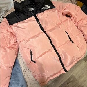 The North Face Women’s Retro Nuptse 700